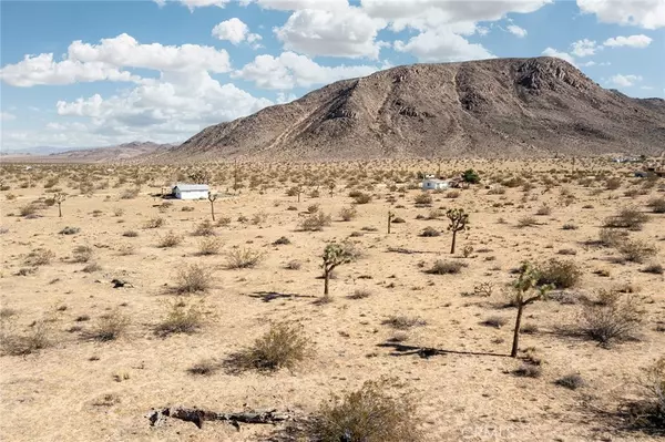 Landers, CA 92285,58787 Becker