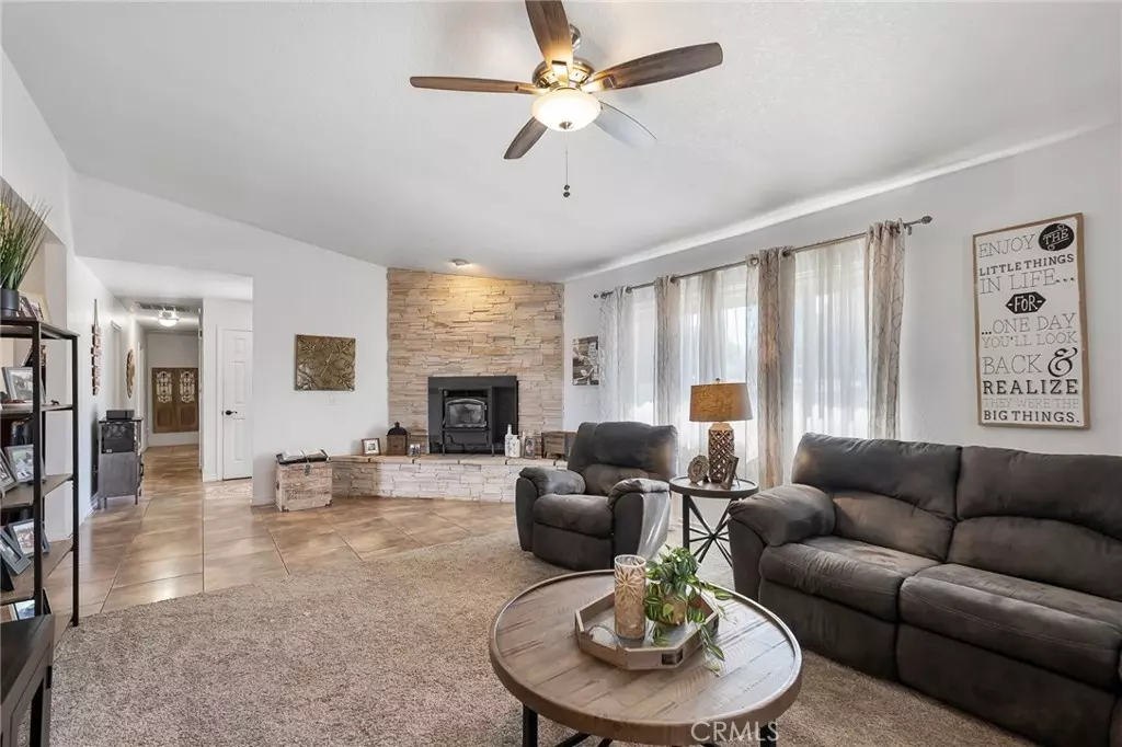 Yucca Valley, CA 92284,58350 Carlyle