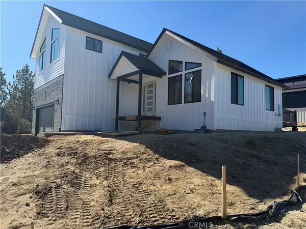 Big Bear City, CA 92314,447 Tanglewood DR