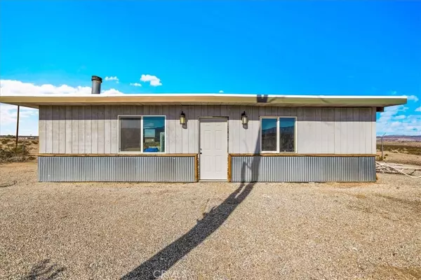 29 Palms, CA 92277,67980 Valle Vista RD