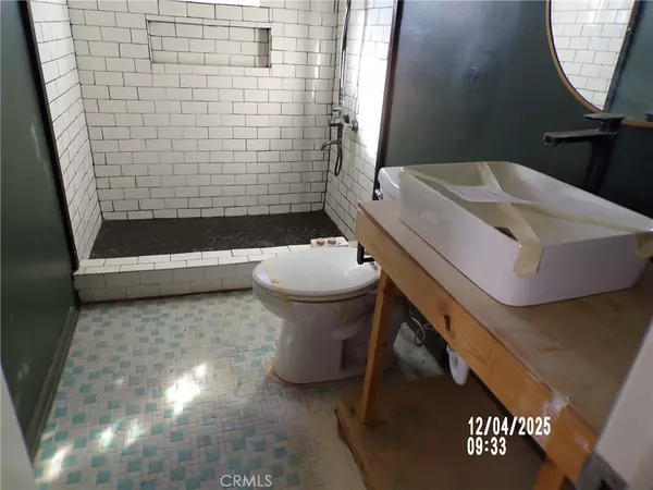 29 Palms, CA 92277,73741 Serrano