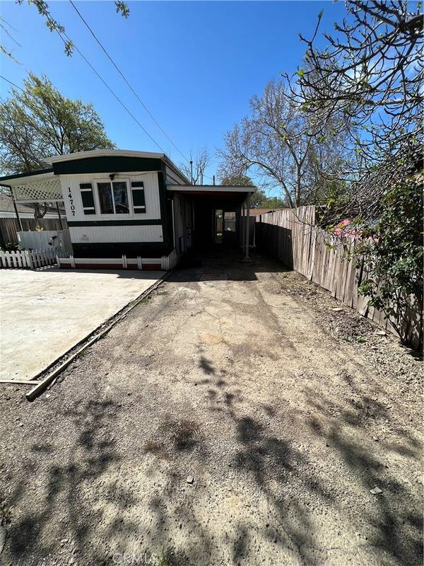 Clearlake, CA 95422,14707 Walnut AVE