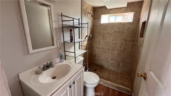Clearlake, CA 95422,3525 Madrone St