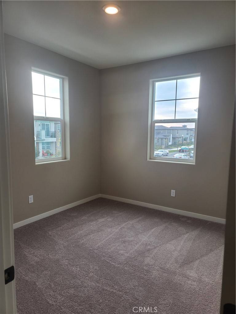 Sacramento, CA 95833,3050 Meadow Run Walk