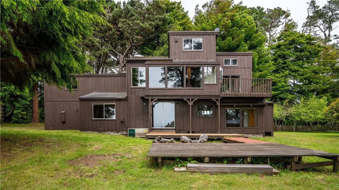 Point Arena, CA 95468,130 W Lake ST