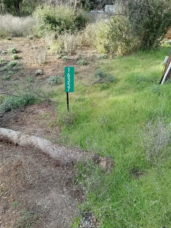 Clearlake, CA 95422,16357 2nd AVE