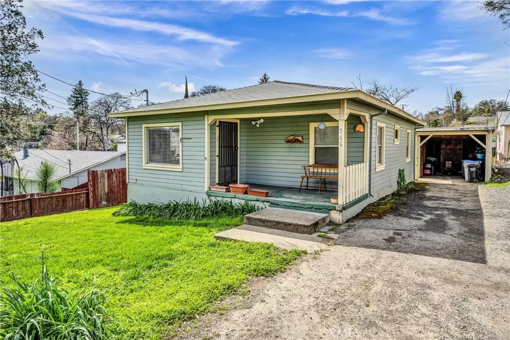 Lakeport, CA 95453,745 Manzanita ST