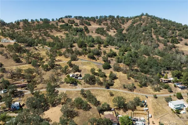 Clearlake Oaks, CA 95423,12739 Lakeview DR