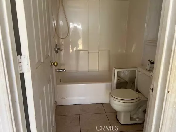 Clearlake Oaks, CA 95423,12890 2nd ST