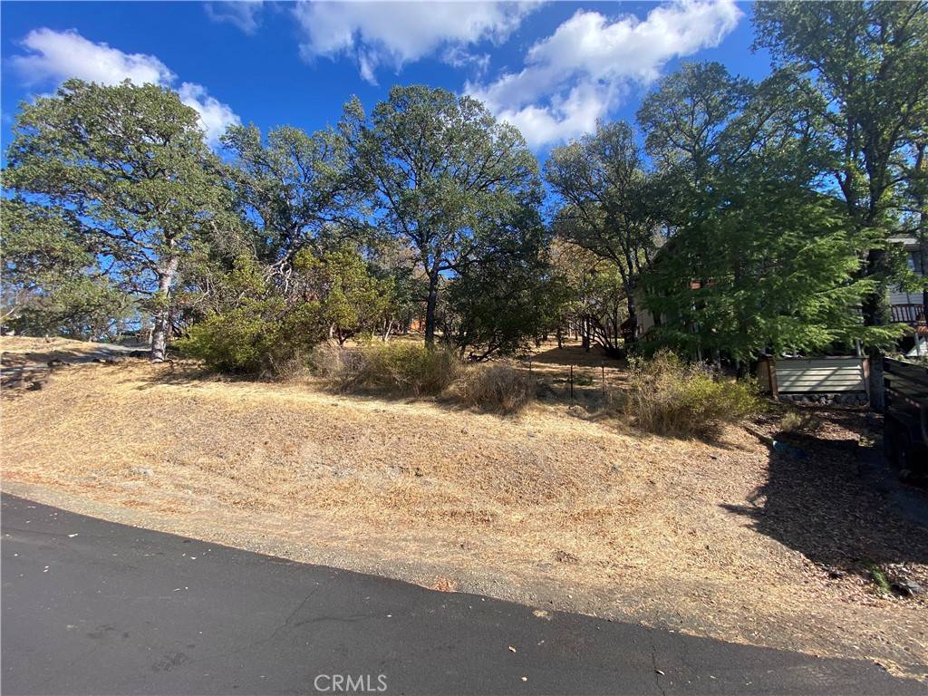 19210 N Shore CT, Hidden Valley Lake, CA 95467