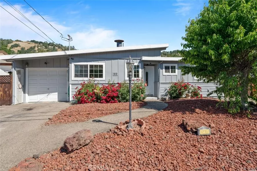 12762 Shoreview DR, Clearlake Oaks, CA 95423