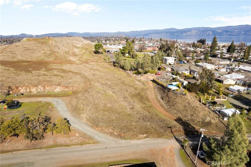Lakeport, CA 95453,333 Grace LN
