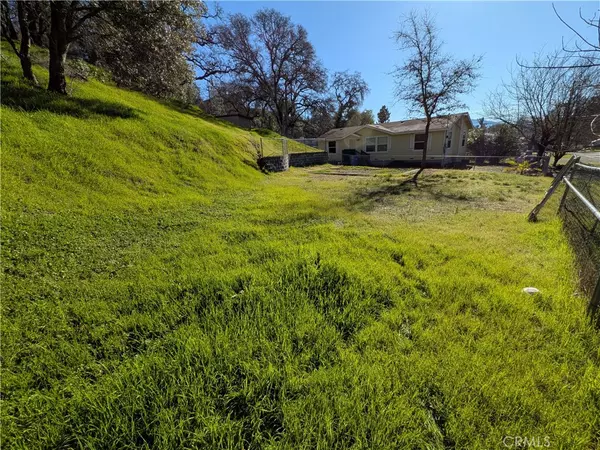 Lucerne, CA 95458,5857 Roland DR