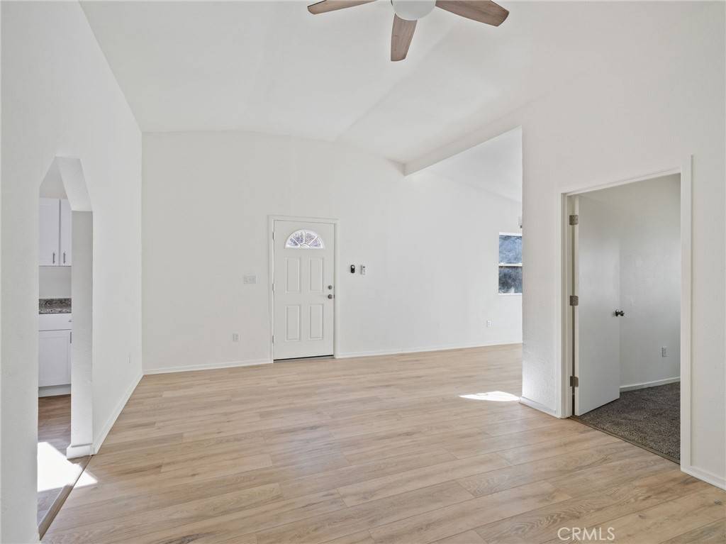 Clearlake, CA 95422,14158 Villa WAY