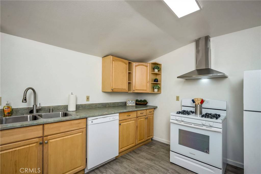 Clearlake Oaks, CA 95423,12940 1st ST