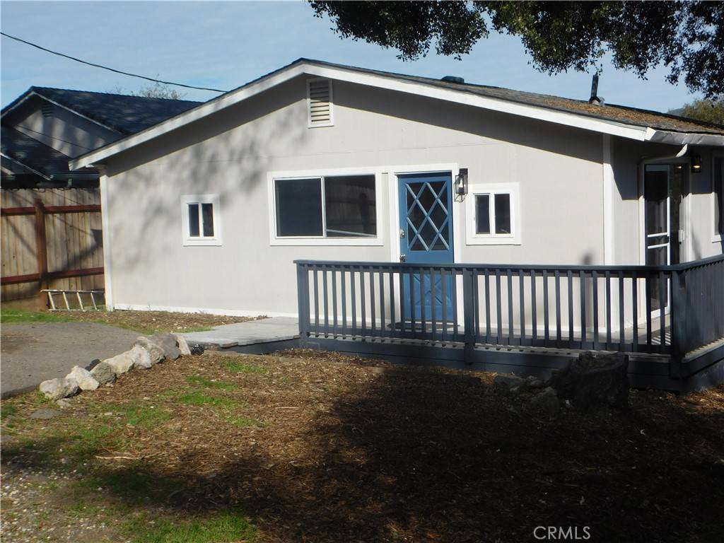 Clearlake, CA 95422,14370 Ridge RD