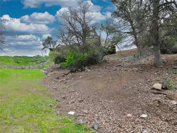 Clearlake, CA 95422,13477 Arrowhead RD
