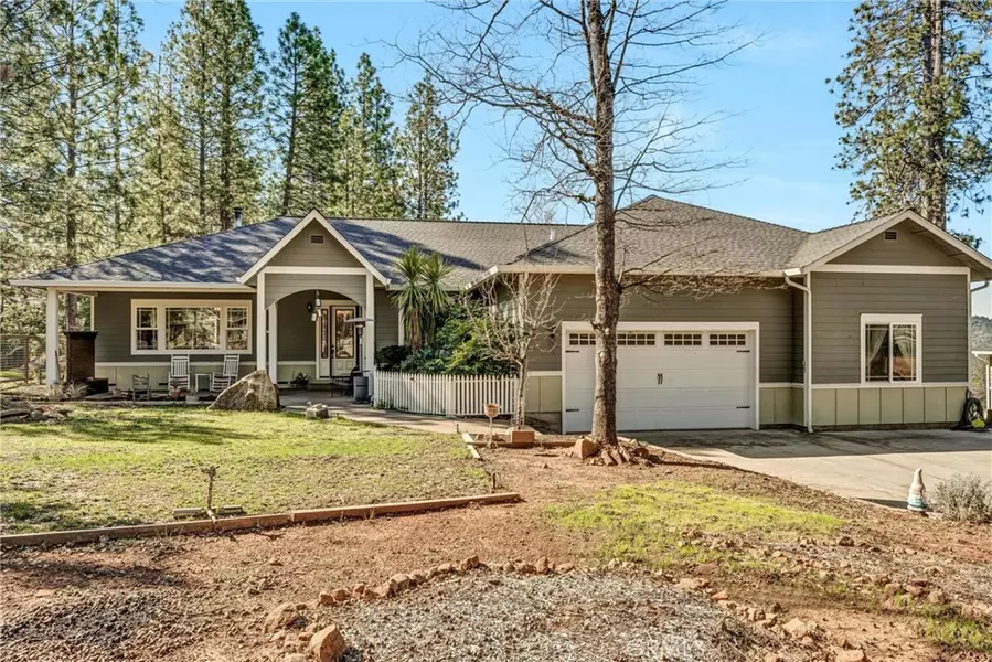 8902 Fox DR, Cobb, CA 95426