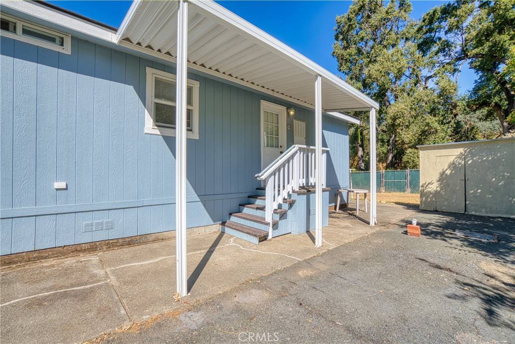 Lucerne, CA 95458,7071 Panoramic DR