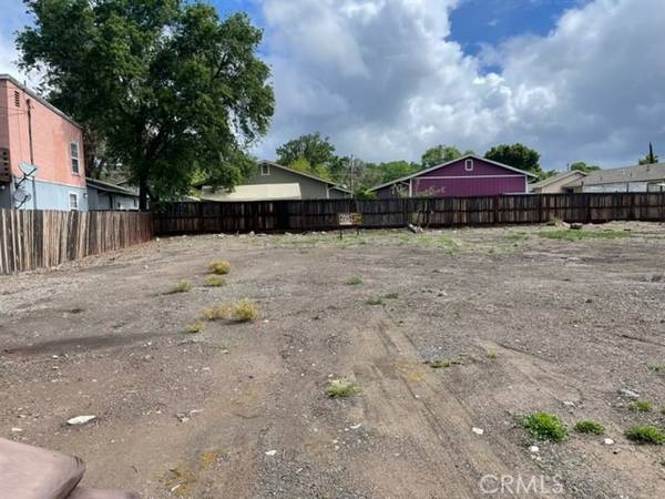 Clearlake, CA 95422,14240 Pearl AVE