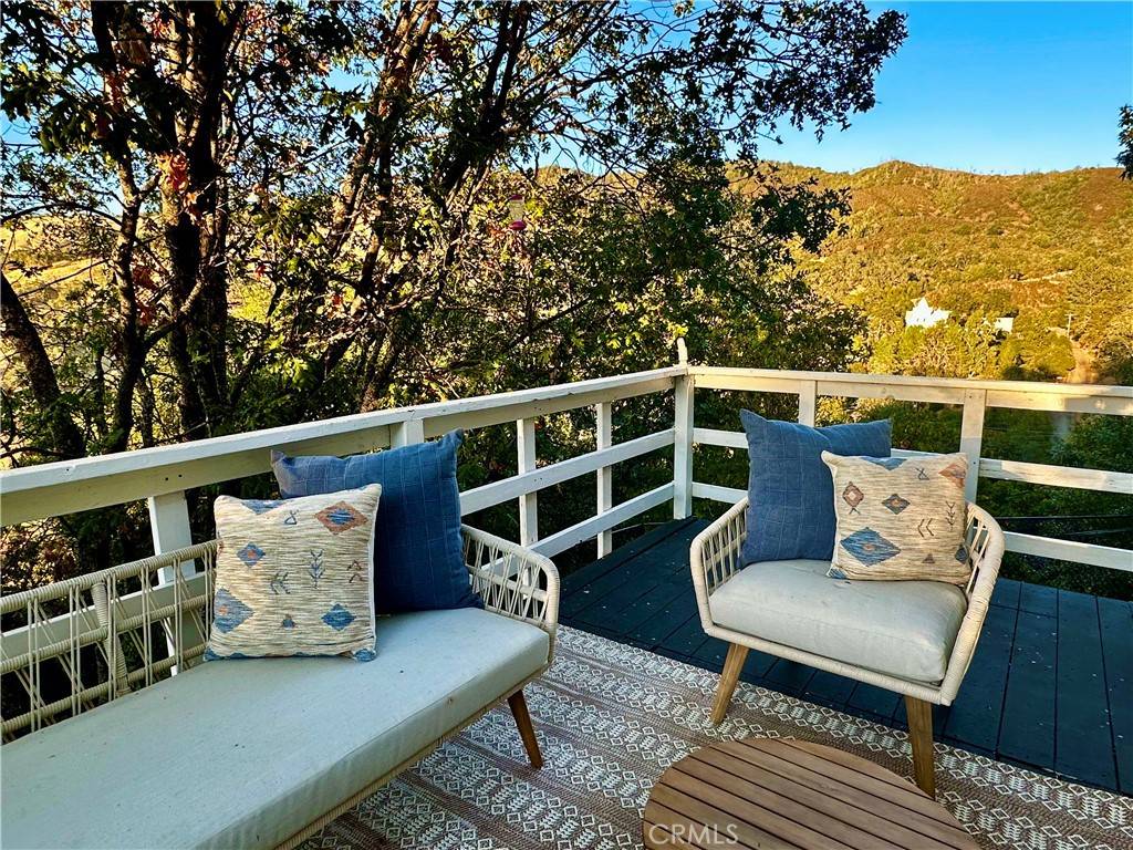 Lucerne, CA 95458,6963 Panoramic DR