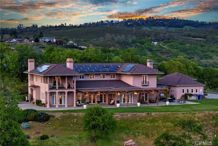 19255 Dallas CT, Hidden Valley Lake, CA 95467