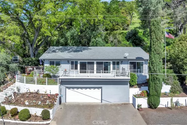 7926 Richard DR, Lucerne, CA 95458