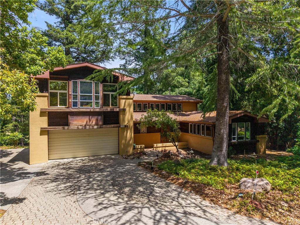 Kelseyville, CA 95451,2944 Buckingham DR