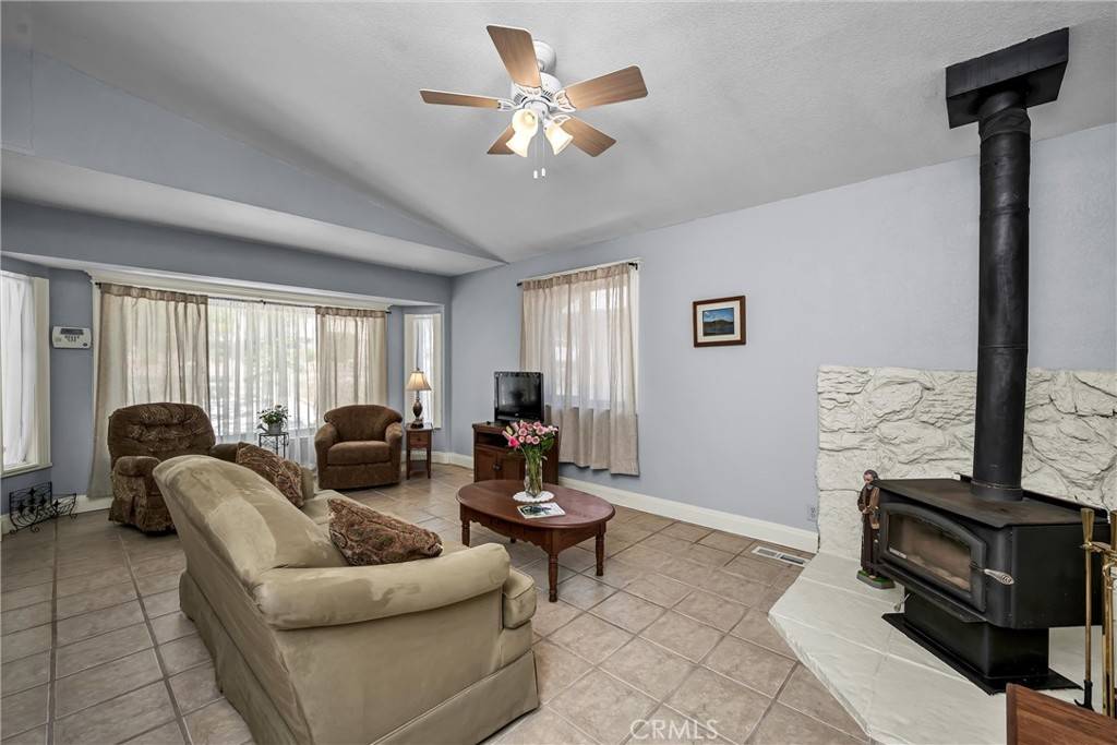 Kelseyville, CA 95451,5376 Bel Air DR E