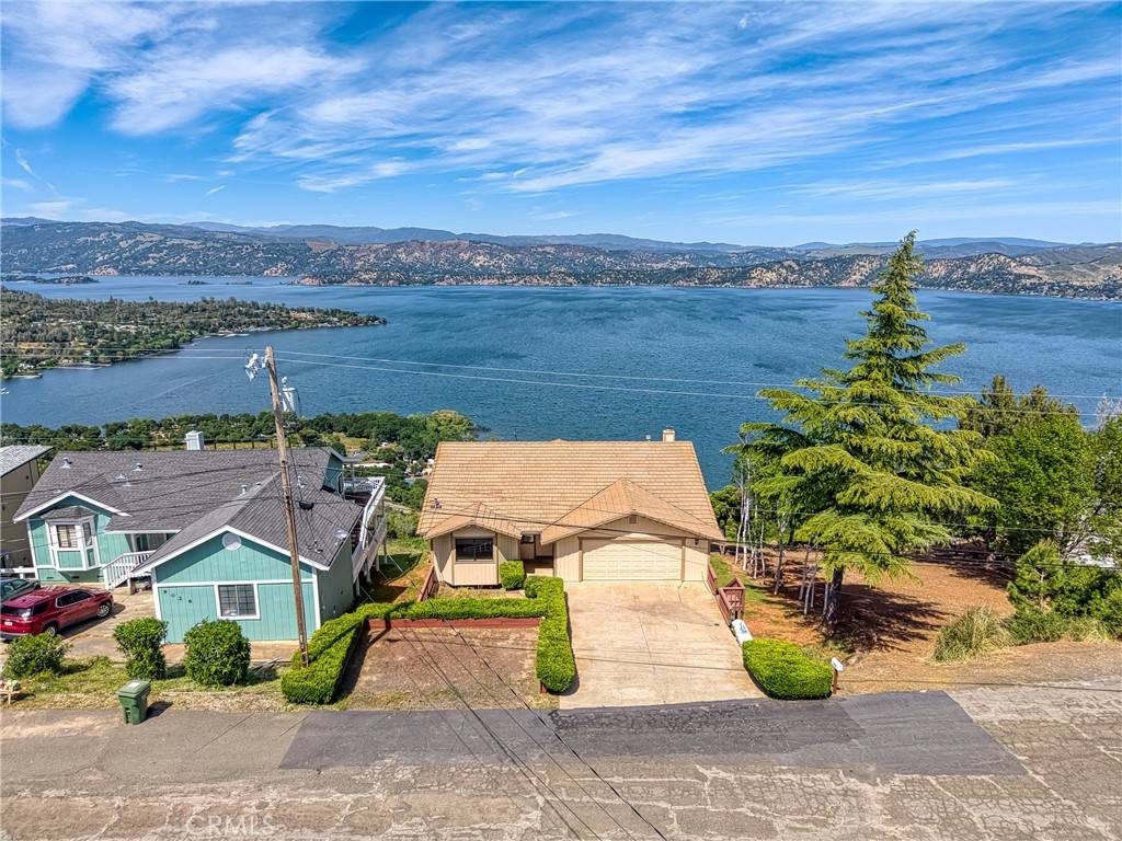 Kelseyville, CA 95451,9102 Bannock CT