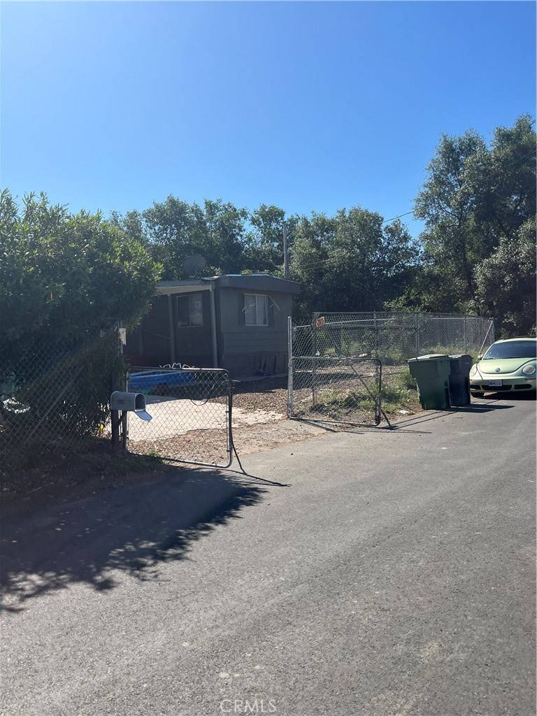 Clearlake, CA 95422,2962 9th ST