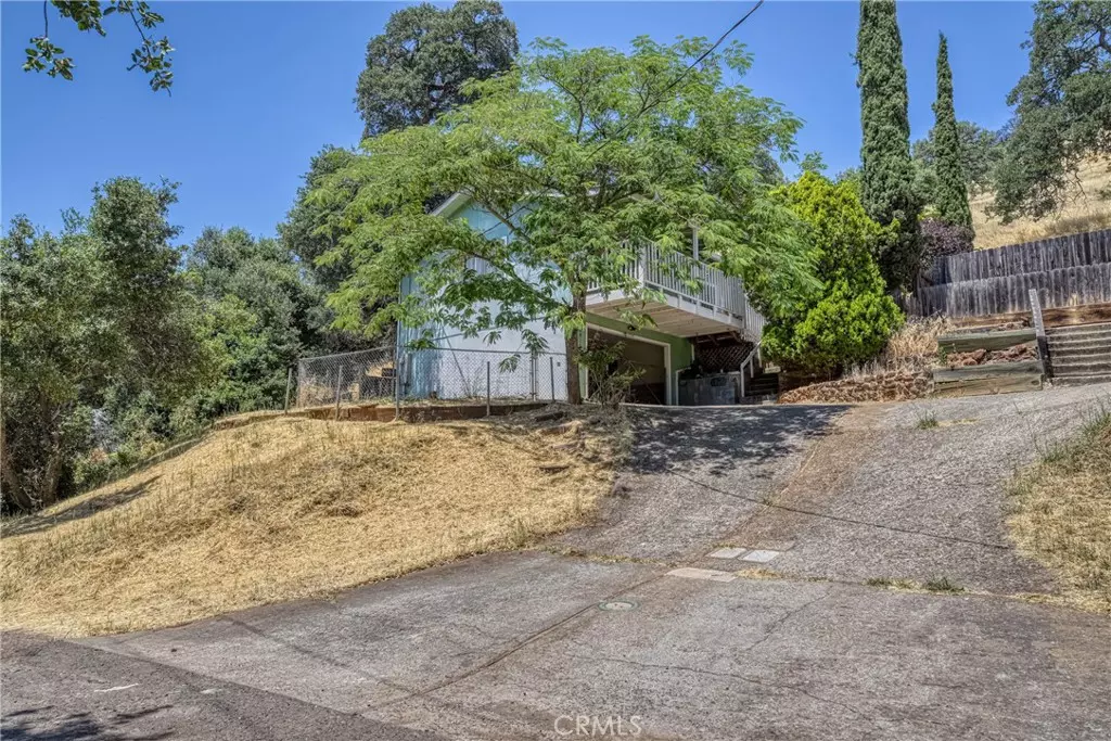 Clearlake Oaks, CA 95423,12410 Lakeview DR