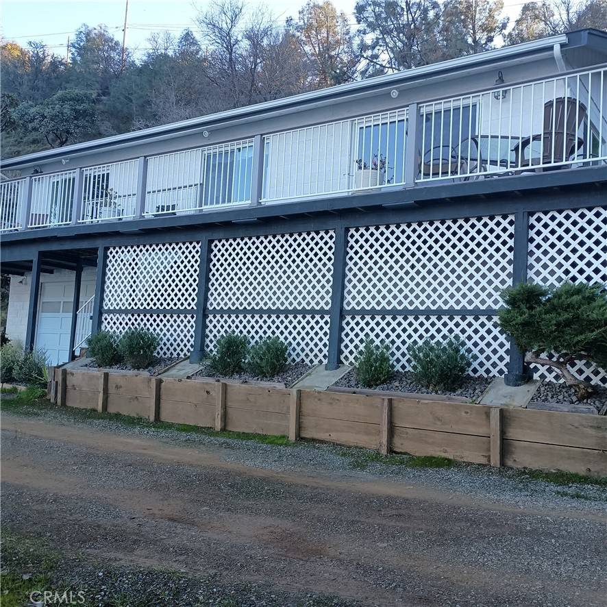 Clearlake, CA 95424,10098 Crestview DR