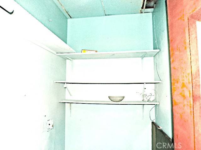 Clearlake, CA 95422,15184 Lakeshore DR