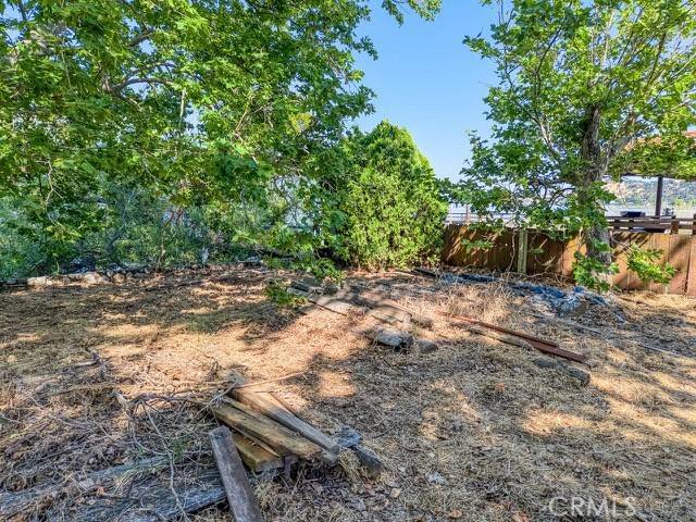 Clearlake, CA 95422,14089 Lakeshore DR