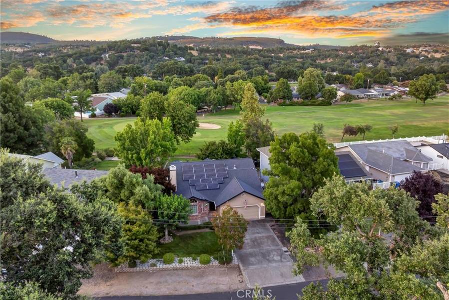 19450 Mountain Meadow S, Hidden Valley Lake, CA 95467