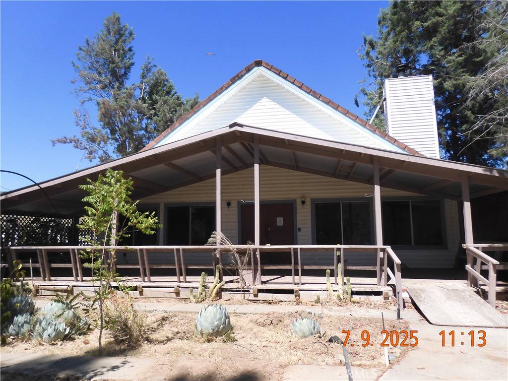 Clearlake Oaks, CA 95423,17216 Cedar WAY