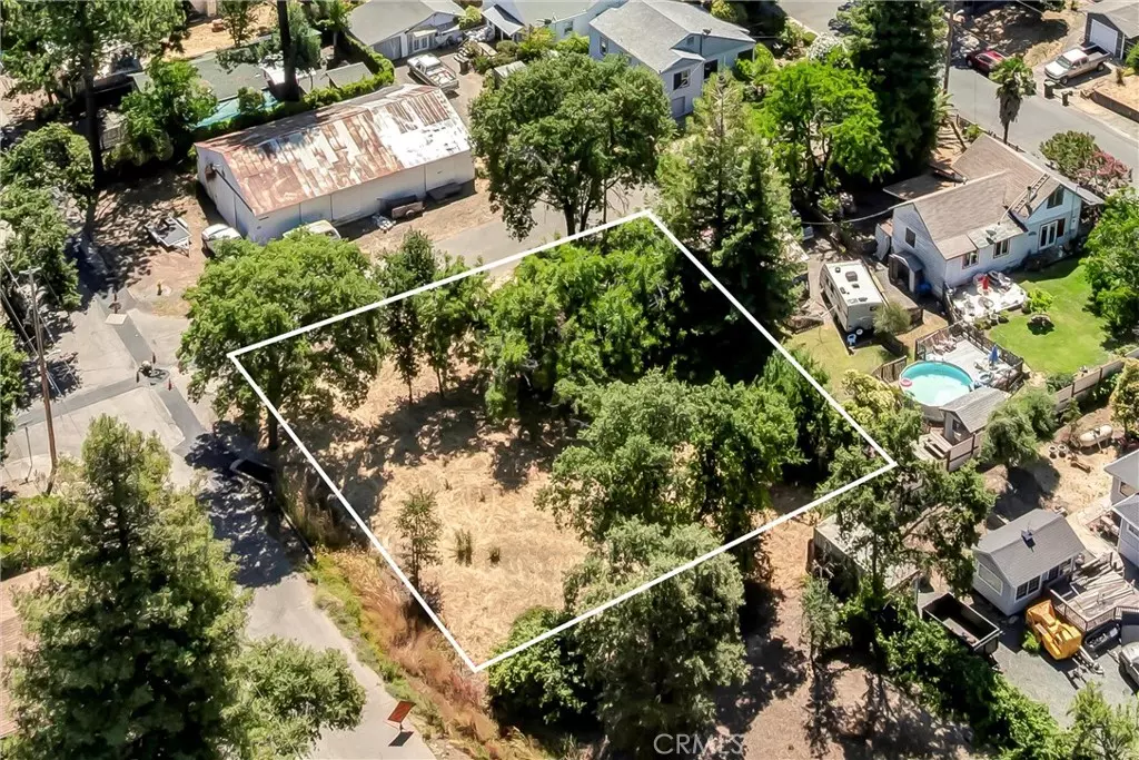 Lakeport, CA 95453,521 10th ST