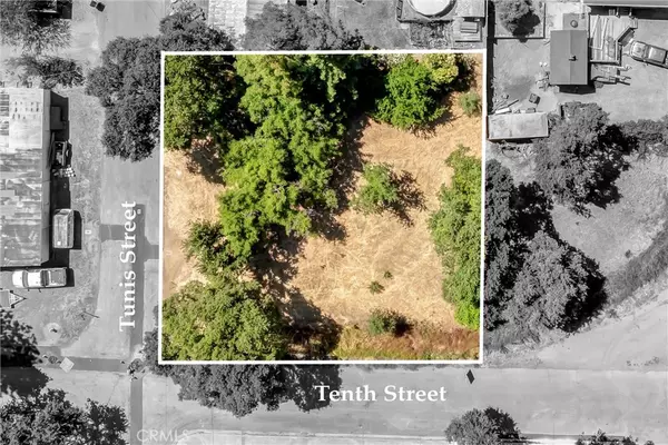 Lakeport, CA 95453,521 10th ST