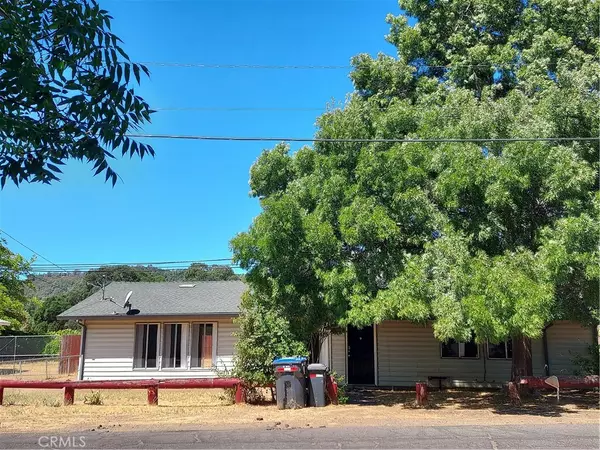 Clearlake, CA 95422,6135 Ridgeview DR