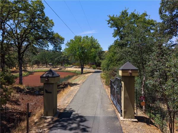 Lakeport, CA 95453,608 Dixon DR