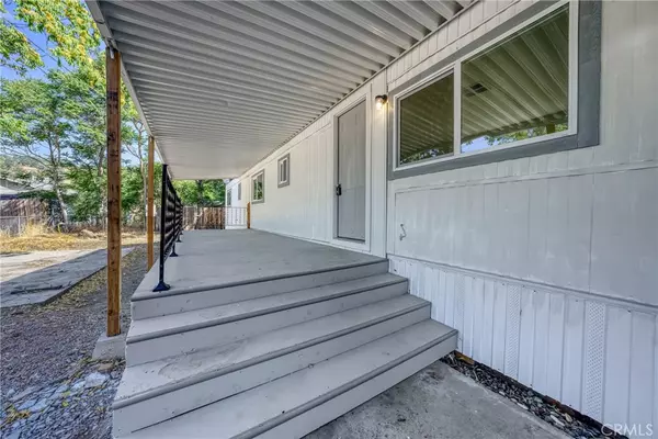 Clearlake Oaks, CA 95423,12888 4th ST