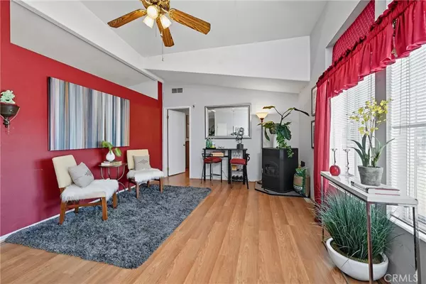 Clearlake, CA 95422,2835 Robin LN