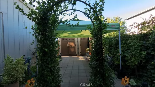 Kelseyville, CA 95451,5701 Live Oak Drive #37