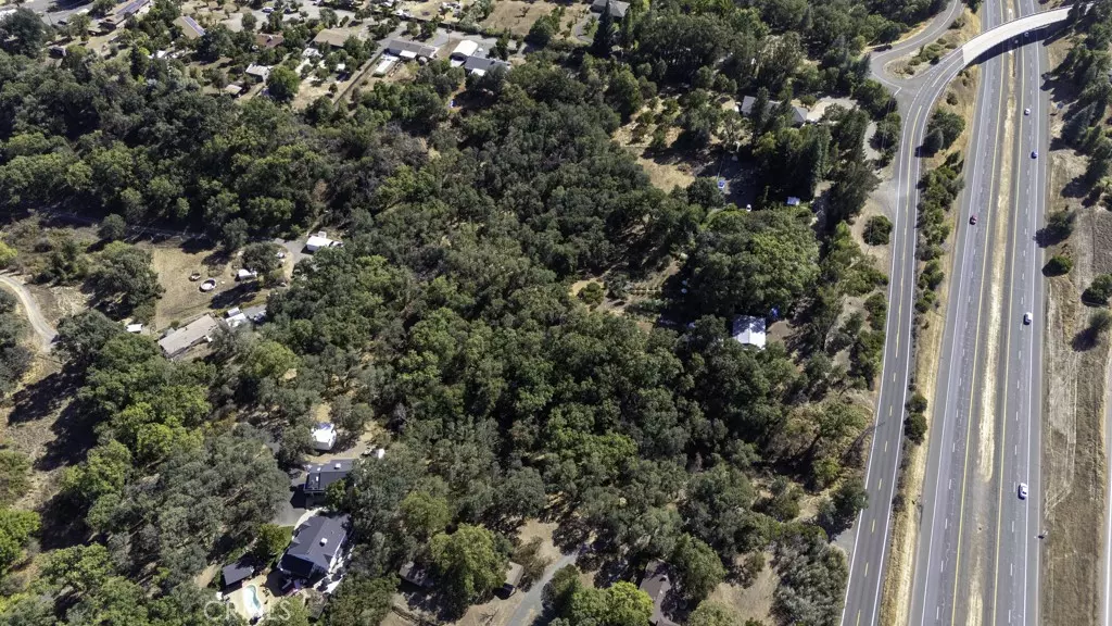 Lakeport, CA 95453,2702 Hill Road East E