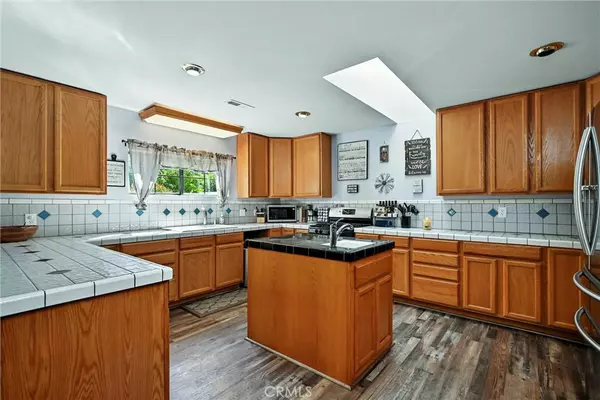 Lucerne, CA 95458,4397 Country Club Drive