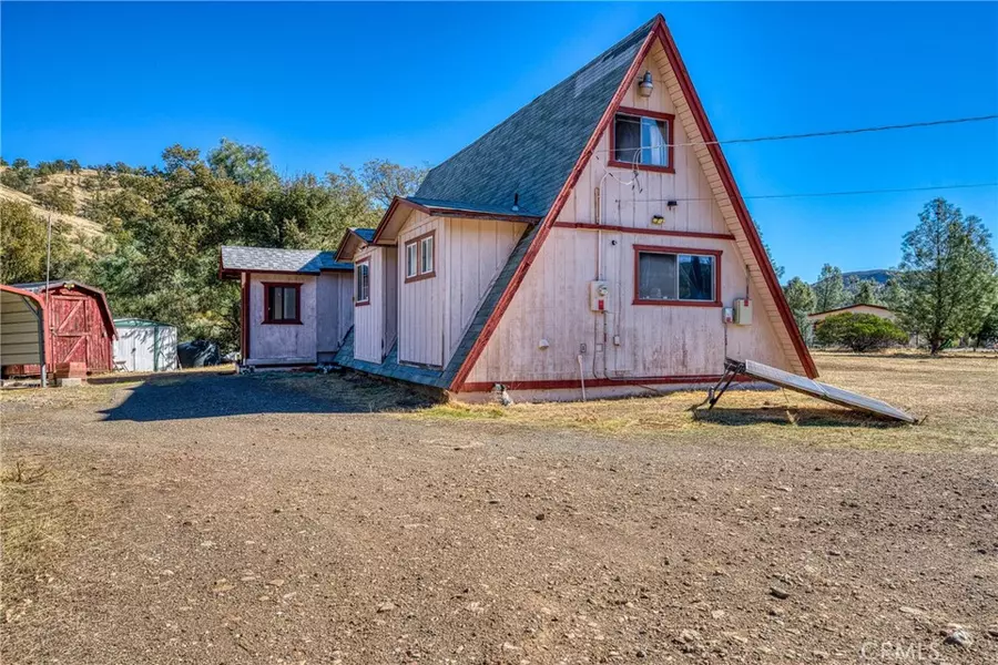 3311 Yucca Way, Clearlake Oaks, CA 95423