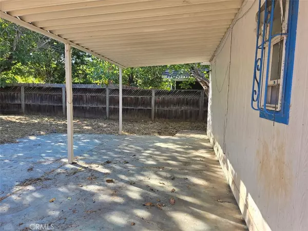 Clearlake Oaks, CA 95423,13972 Apple LN