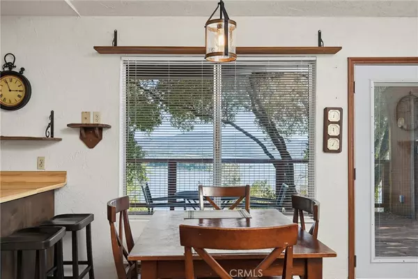 Clearlake Oaks, CA 95423,11664 Lakeview DR