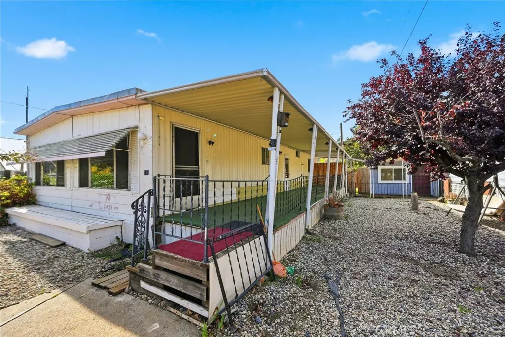 Clearlake Oaks, CA 95423,145 Butler